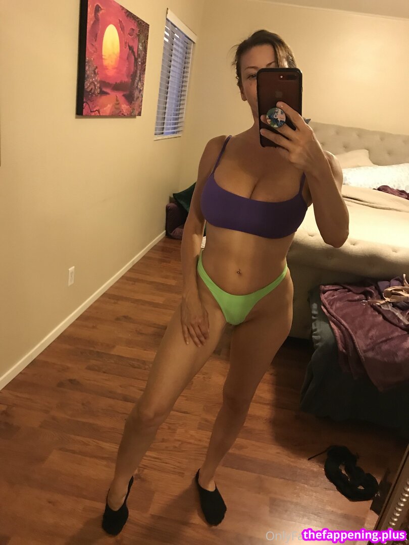 Alexis Fawk