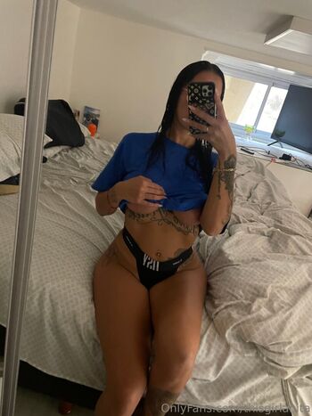 ana_delacroix