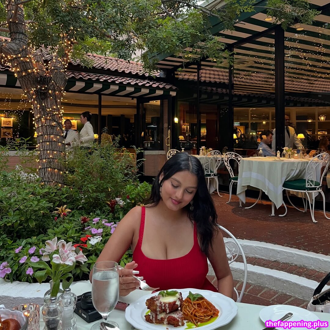 _ayushaaaa__