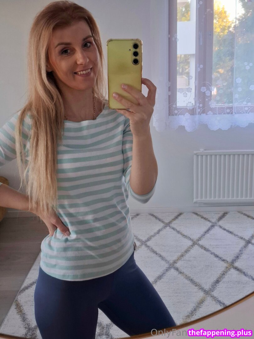 emi_lila